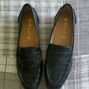 Unisa Penny Loafers Size 7.5